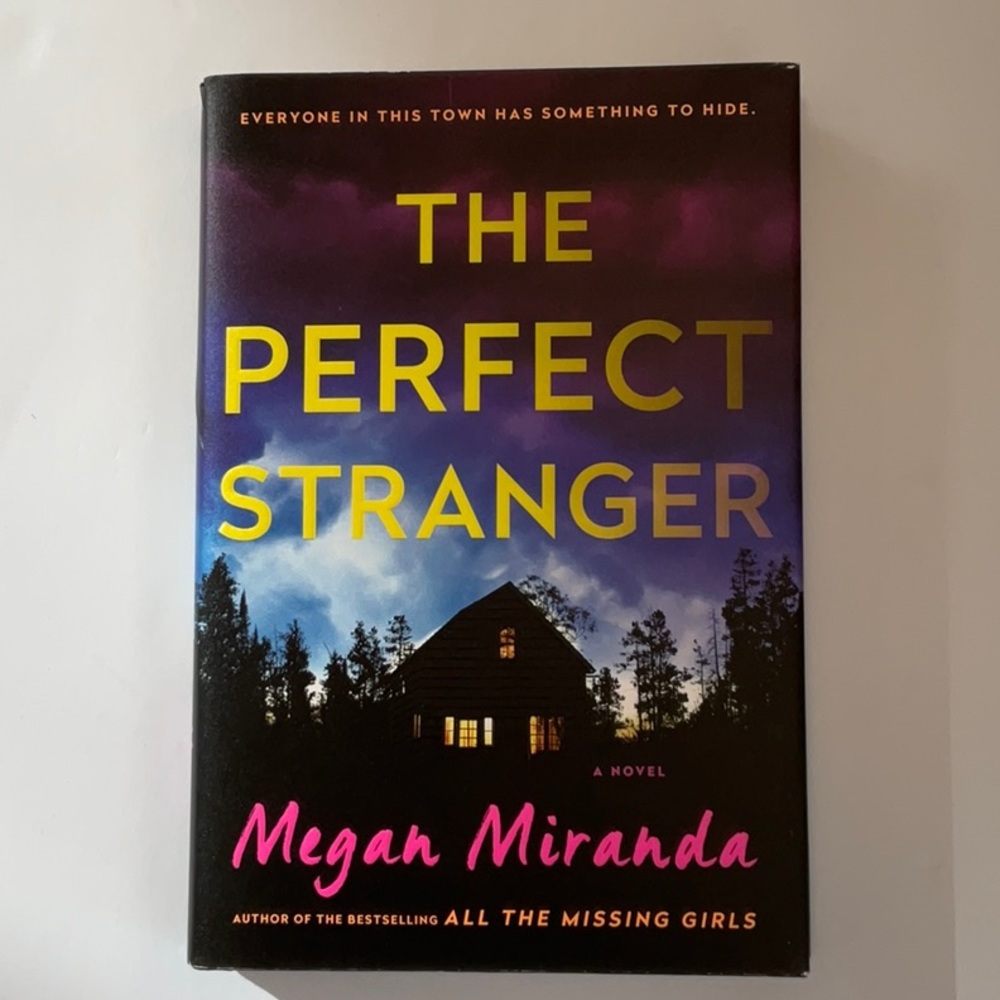 The Perfect Stranger - Megan Miranda Hardcover